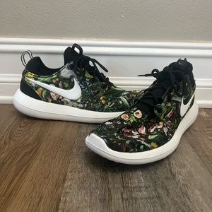 Nike Shows - Multi Color Flowers - Size 8